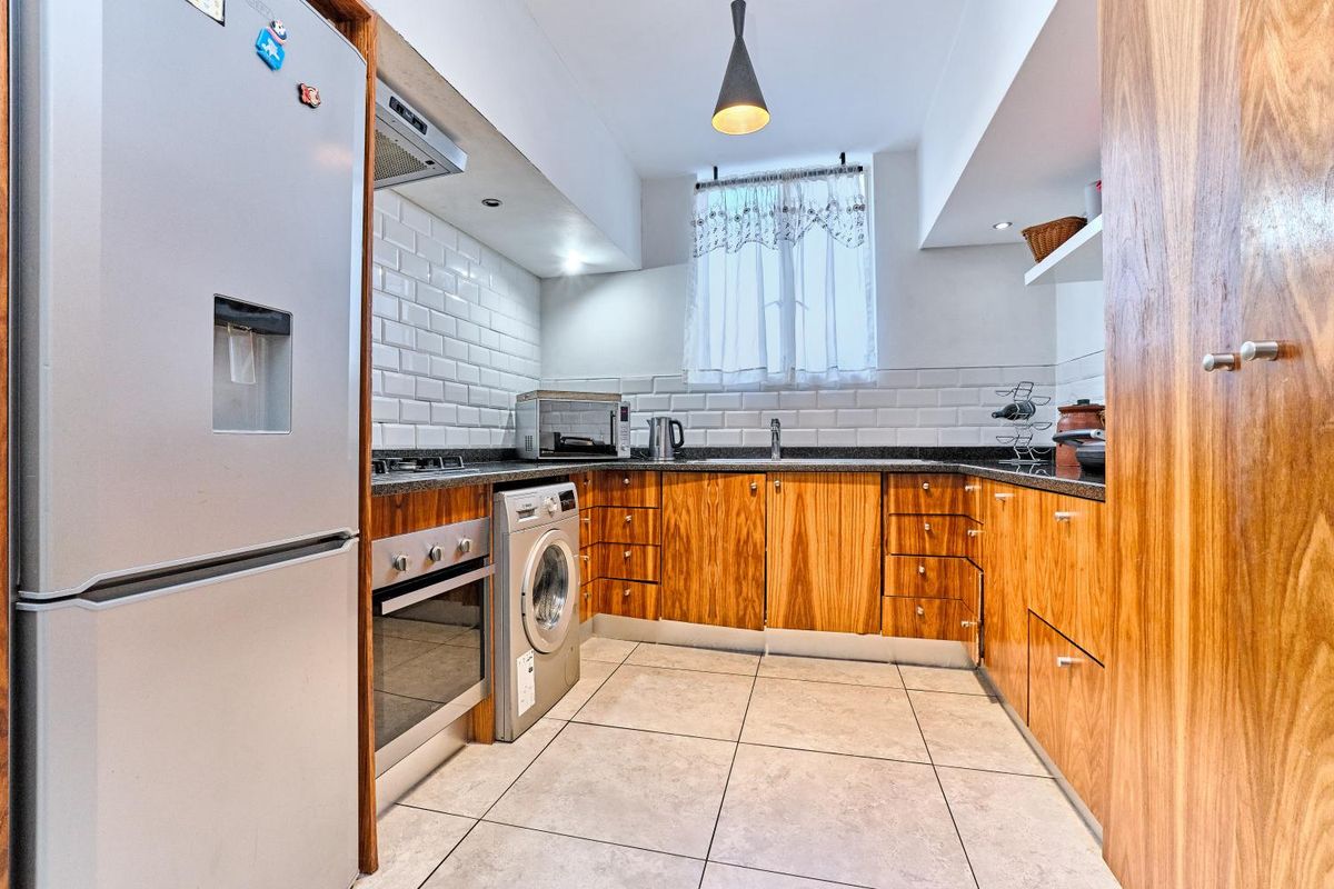 Beautiful and modern Apartment in Killarney - Photo 4