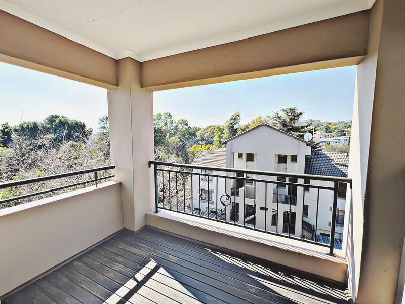SECLUDED WITH SPECTACULAR SKY VIEWS - FANTASTIC INVESTMENT OPPORTUNITY - Photo 10