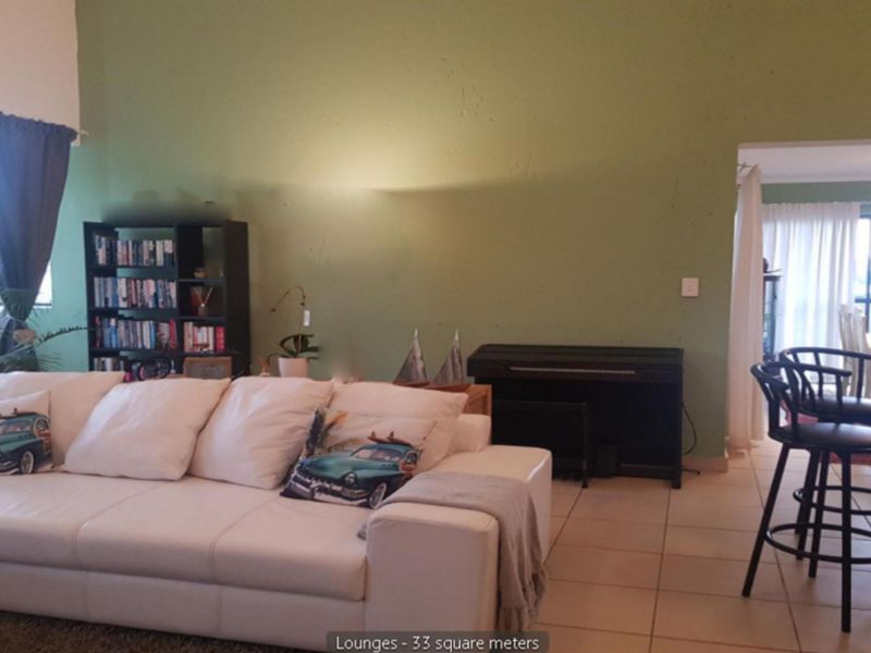 Stunning 2-bedroom duplex for sale  border Jackal Creek Golf Estate, Randburg—luxury living awaits! - Photo 5