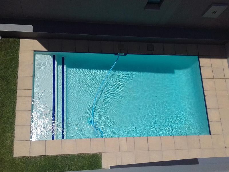 Modern 2-Bedroom, 2-Bathroom Apartment for Rent – Prime Location in Rivonia - Photo 3