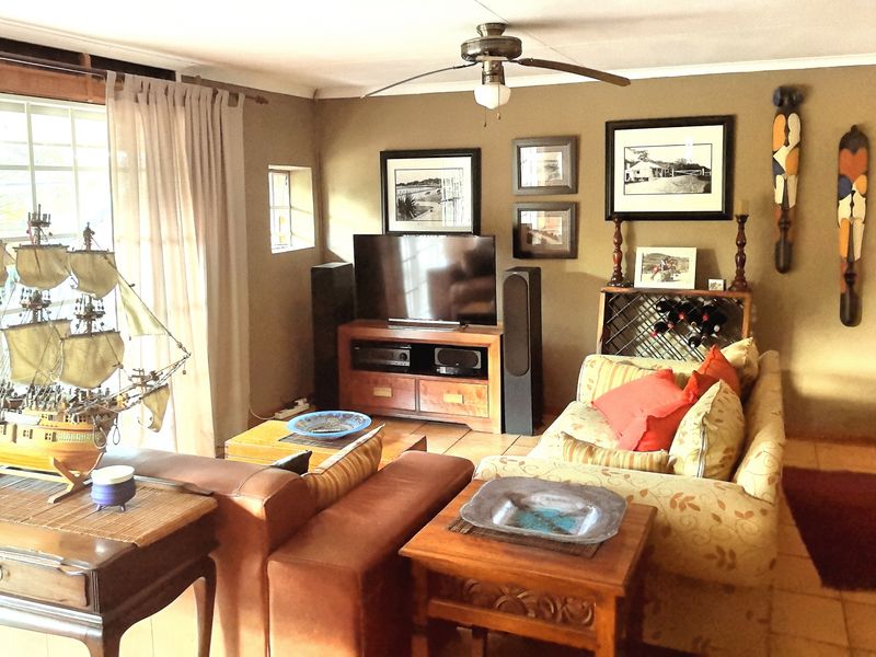 Stunning 4-bedroom equestrian property in Laezonia, Centurion, perfect for horse lovers and families - Photo 5