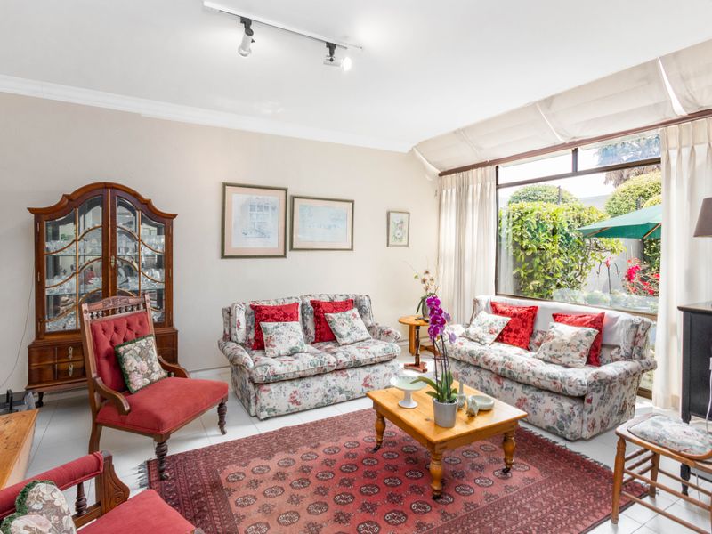 Peaceful secure cluster - Photo 10