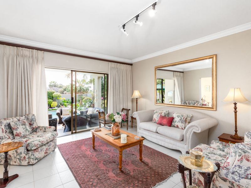 Peaceful secure cluster - Photo 8