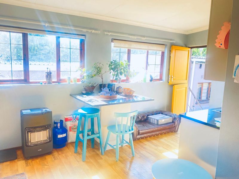 A Premium, High-Yield Investment on Melville's Best Street. - Photo 9