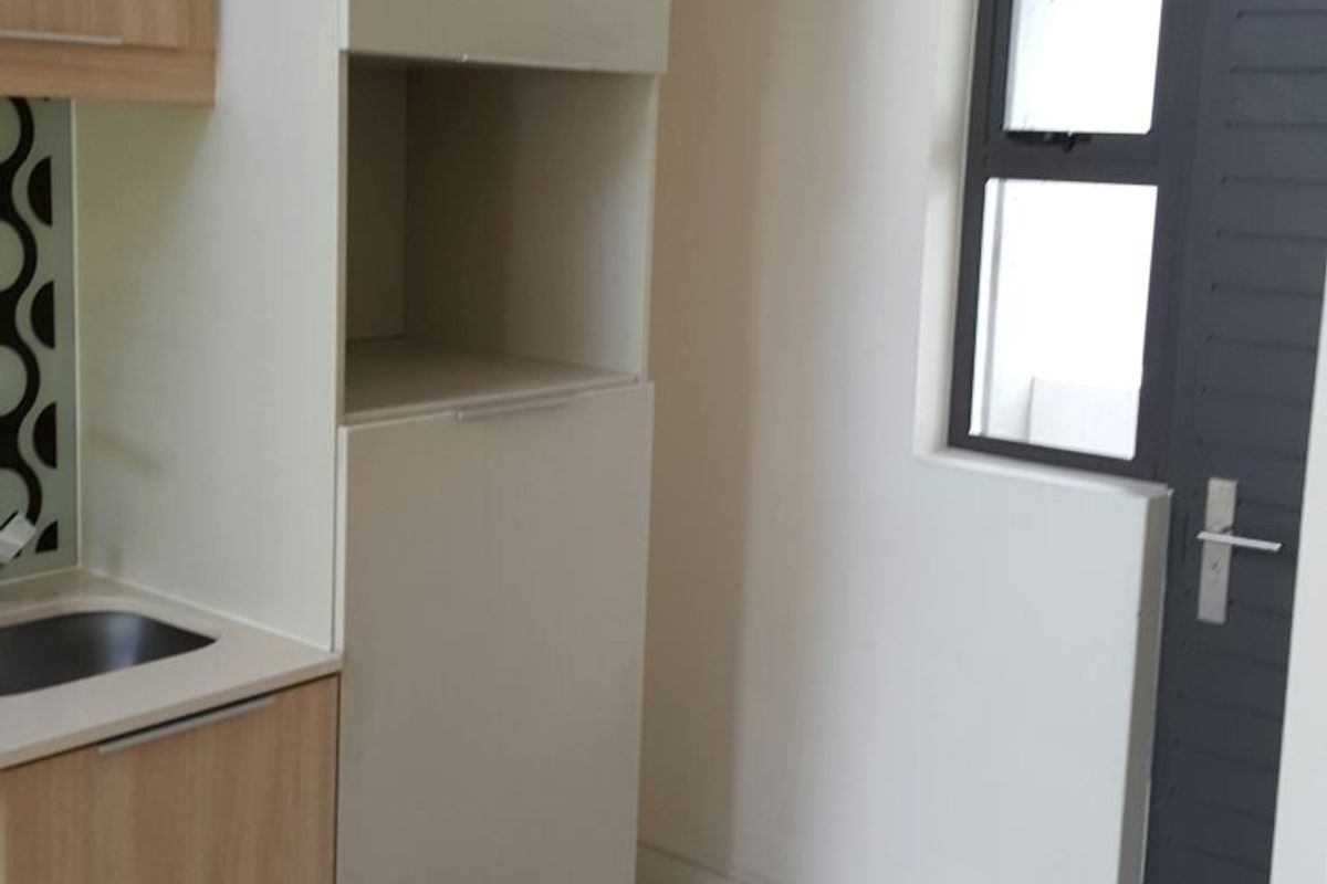 2 bed 1 Bath Corner Double Volume Apartment for sale - Photo 4