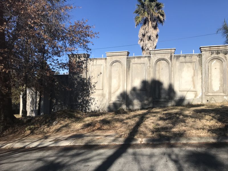 MAGNIFICENT LAND BEAUTIFULLY LOCATED IN THE DEVONSHIRE ENCLOSURE - BRYANSTON - Photo 3