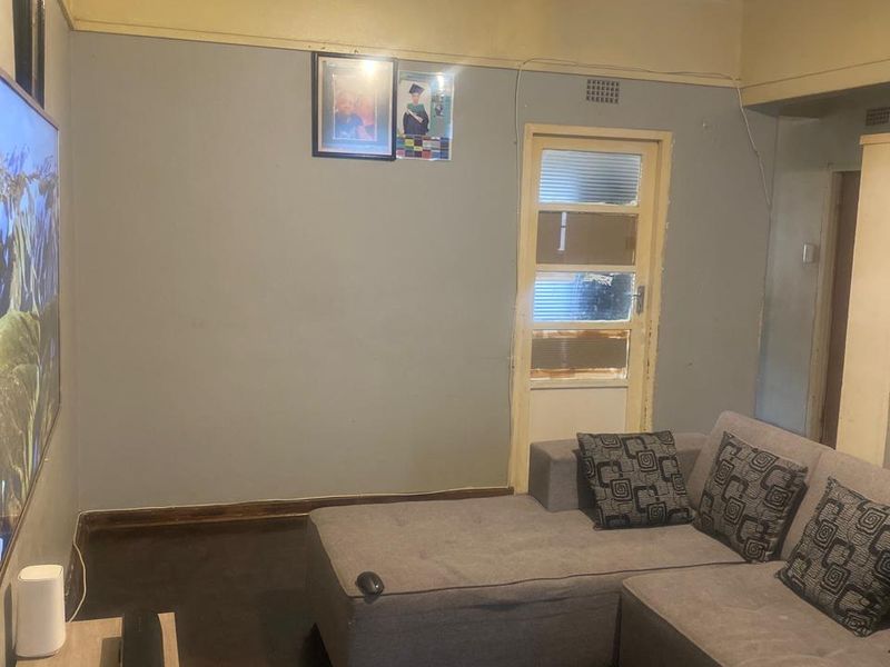 Modern Urban Living in Prime Location - Photo 7