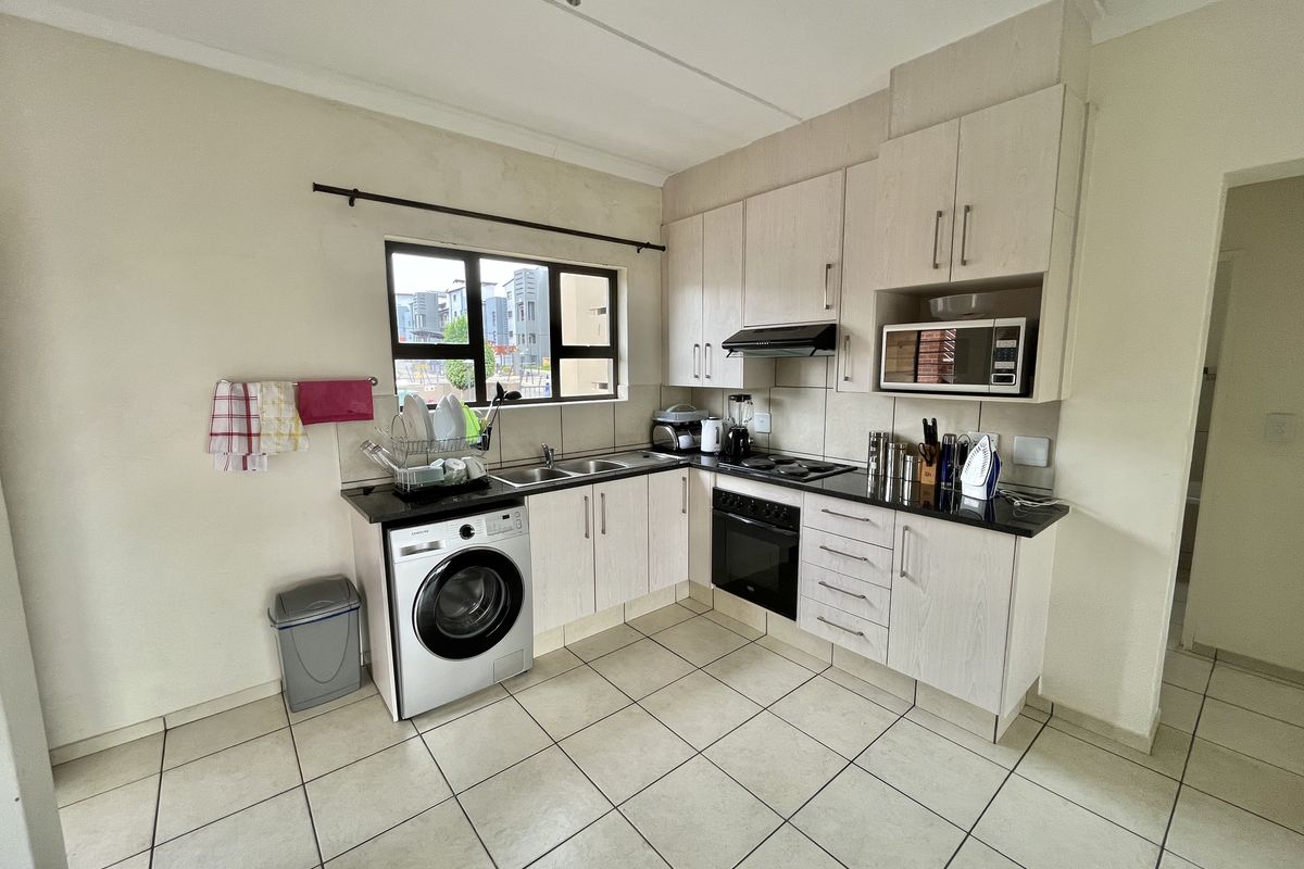 2 Bedroom 2 Bathroom Unit FOR SALE in Barbeque Downs - Photo 2
