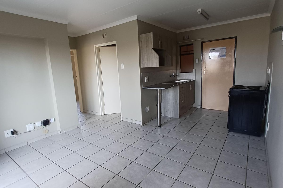 Stunning 2 bedroom apartment for sale in Sky City, Alberton - modern living in a vibrant community! - Photo 4