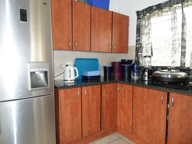 Duplex Townhouse For Sale - Photo 6