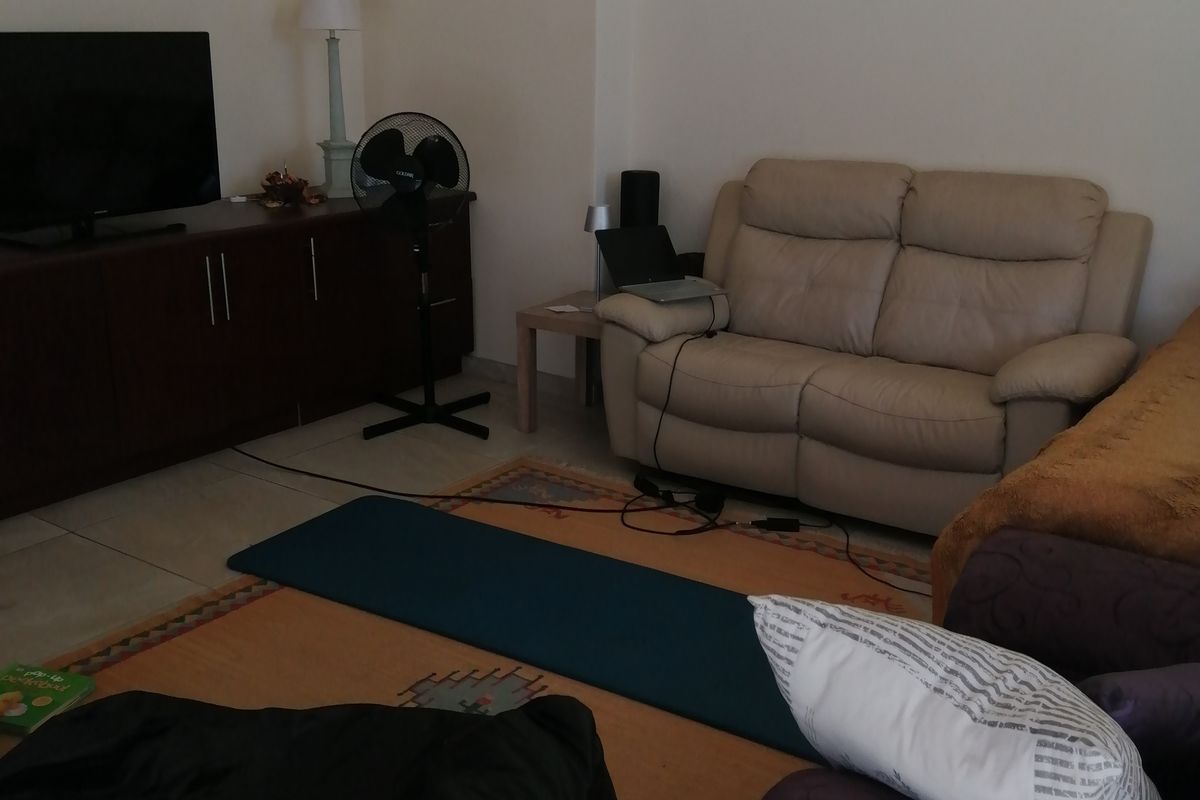 FURNISHED HOME TO RENT GLENHAZEL (1 BED) - Photo 3