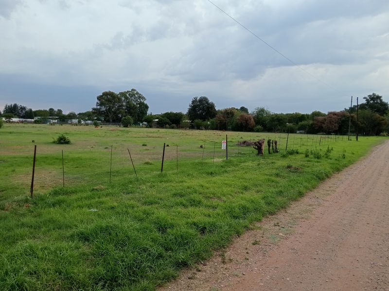 Prime 17131m2 vacant land for sale in Marabeth, Krugersdorp—perfect for your dream project! - Photo 4