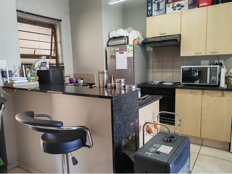 Charming 1-Bedroom Apartment for Sale in Sunninghill, Sandton - Photo 10