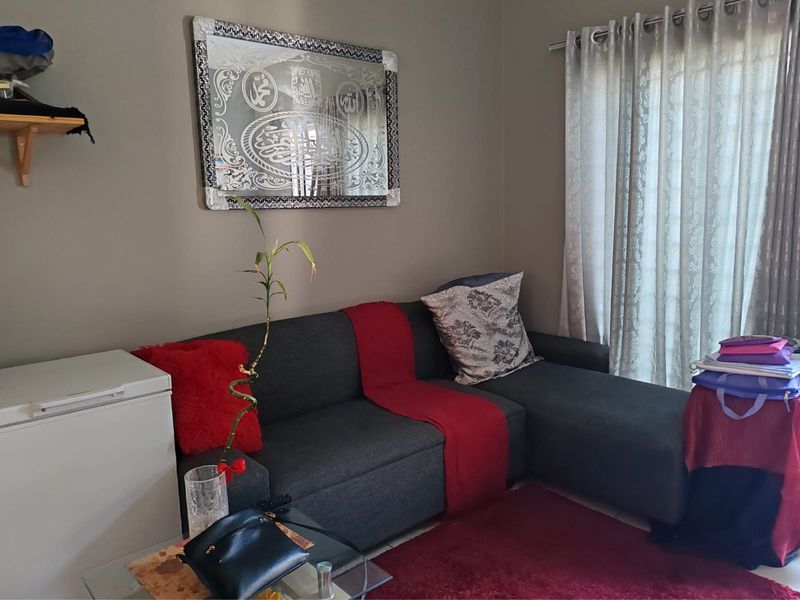 Charming 1-Bedroom Apartment for Sale in Sunninghill, Sandton - Photo 6