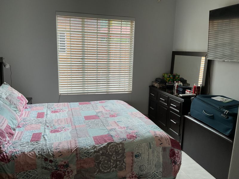 Spacious 3-Bedroom Home in Prime Location - Photo 8