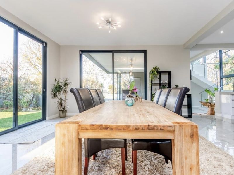 4 Bedroom House for Sale in Bryanston East, Sandton - Photo 3