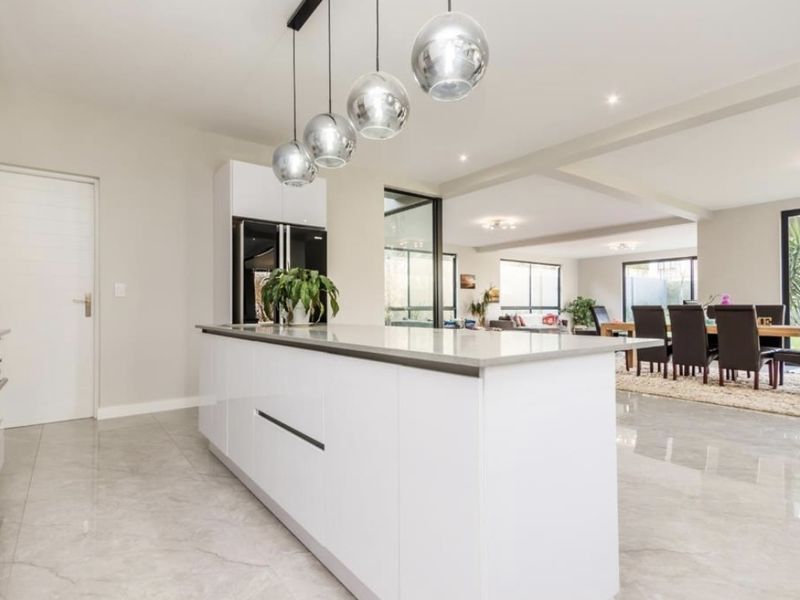 4 Bedroom House for Sale in Bryanston East, Sandton - Photo 4