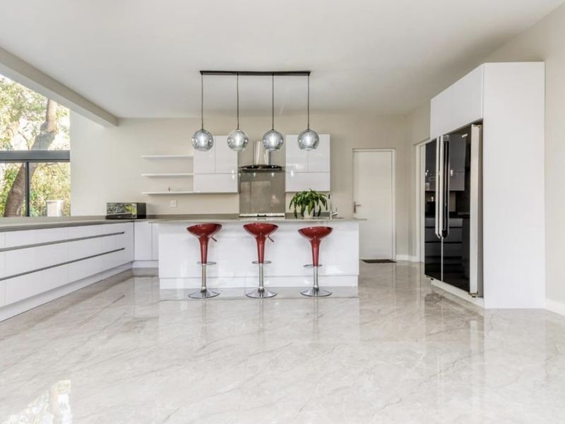 4 Bedroom House for Sale in Bryanston East, Sandton - Photo 5