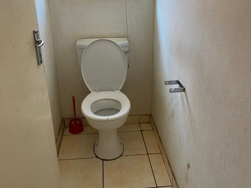 INVESTMENT OPPORTUNITY - LUXURY 8 BEDROOM HOUSE FOR SALE - Photo 5