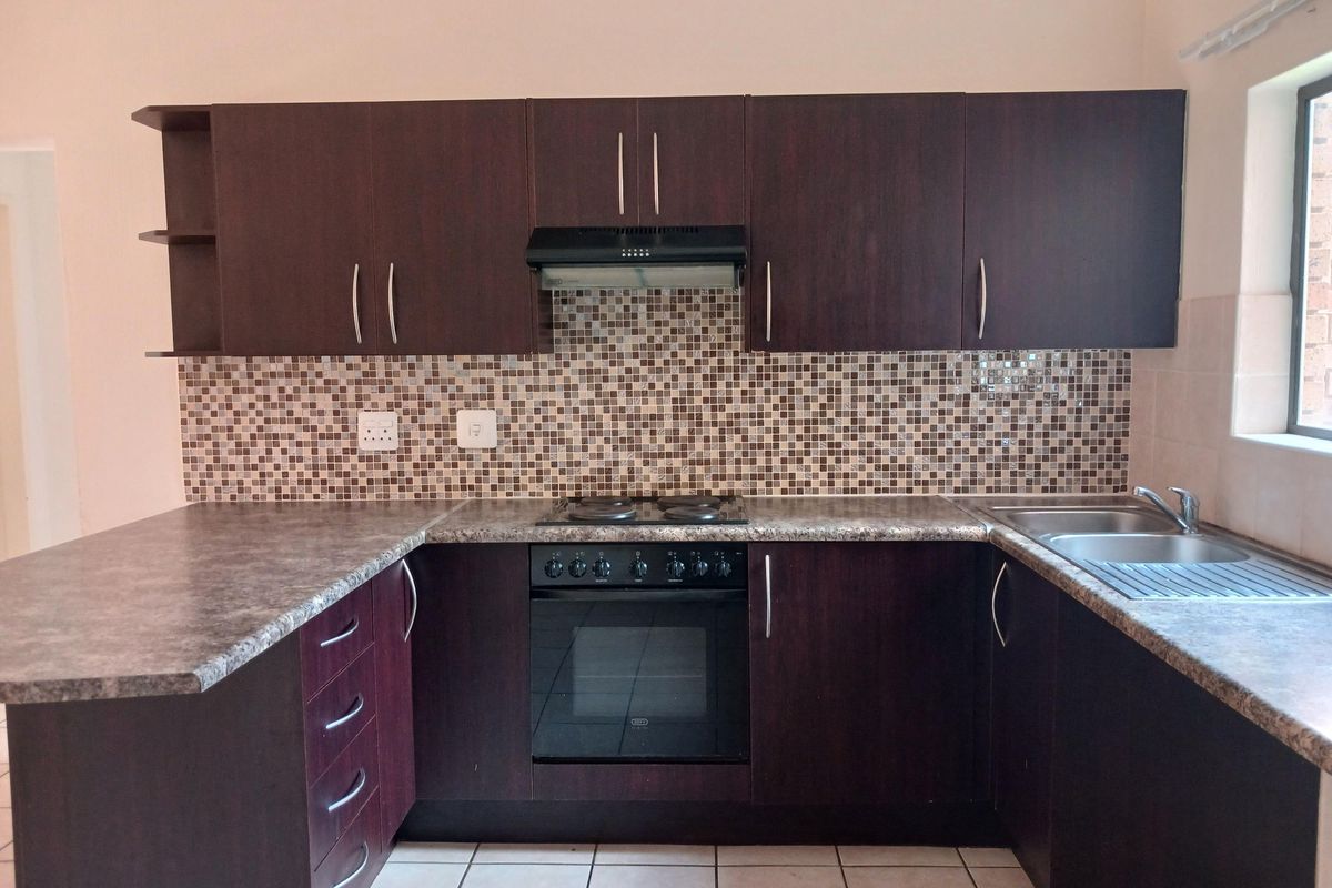 Stunning Ground Floor 2 Bed Apartment in Northworld... - Photo 3