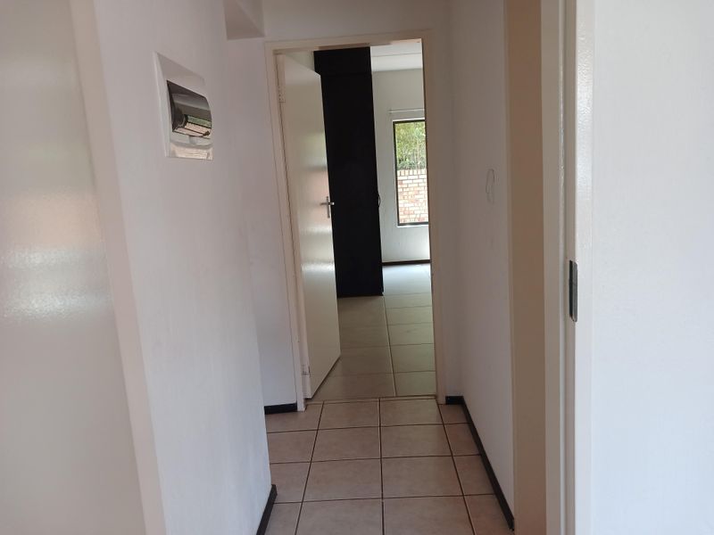 Stunning Ground Floor 2 Bed Apartment in Northworld... - Photo 7