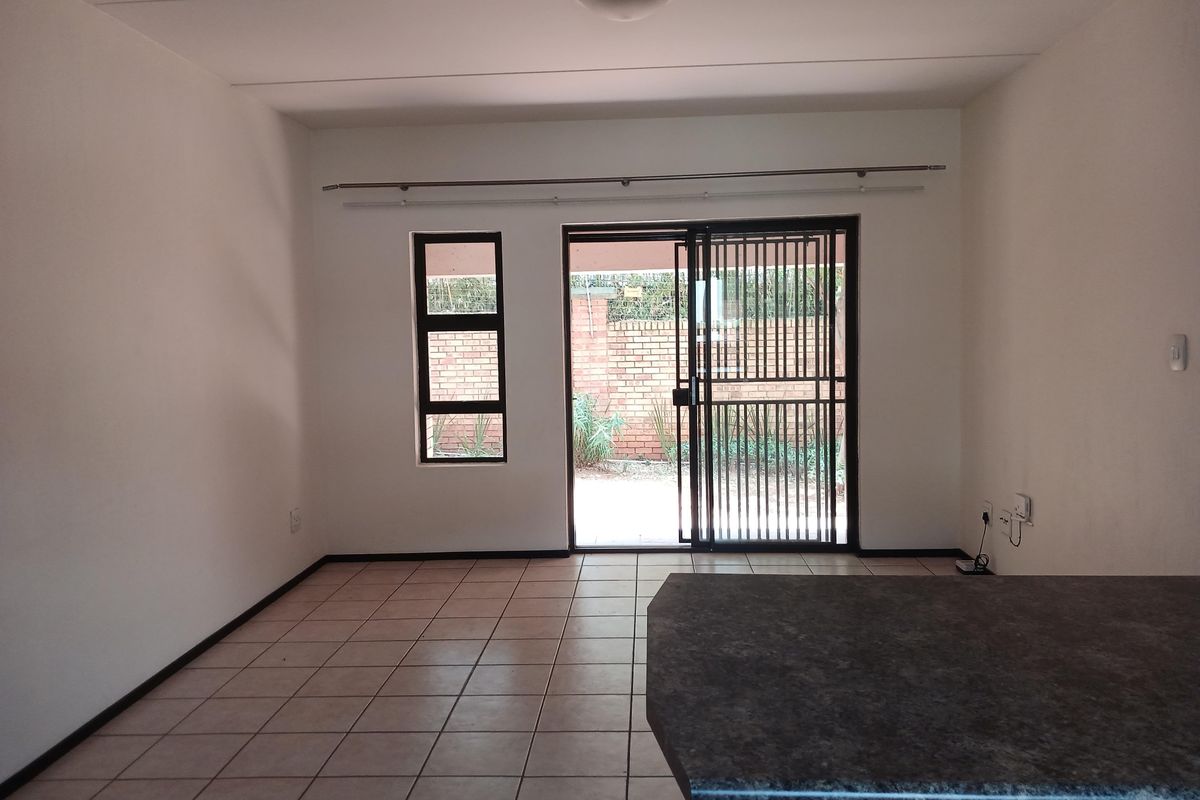 Stunning Ground Floor 2 Bed Apartment in Northworld... - Photo 4