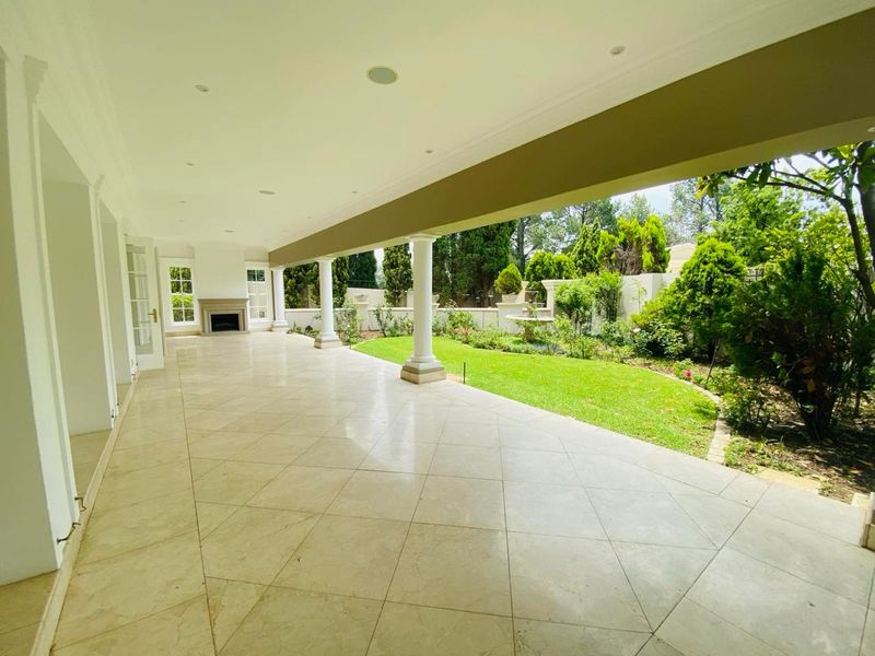 Sandhurst Sandton - Wealthy, Prestigious Suburb - Be the one to live the Luxury Lifestyle - Photo 8