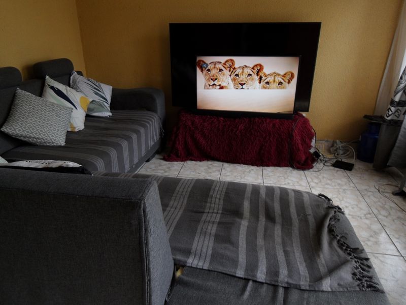 Simplex Townhouse For Sale - Photo 10