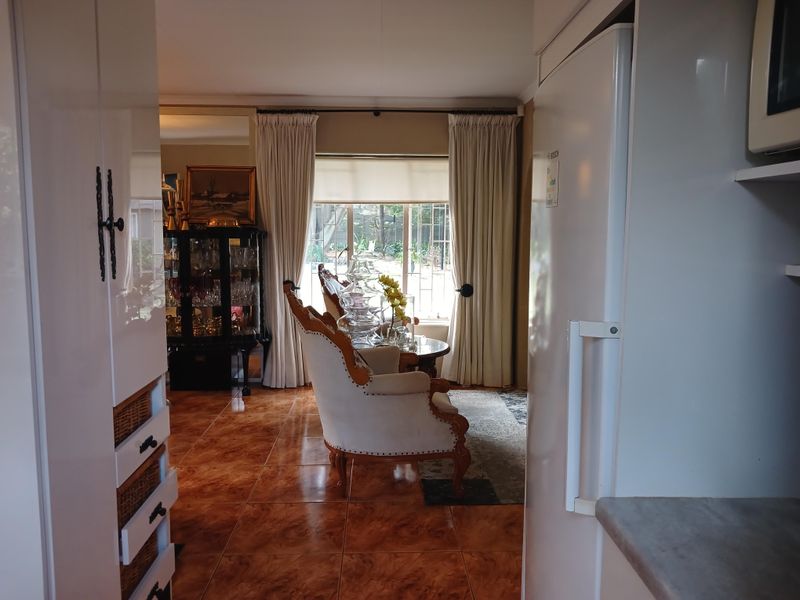 Free standing Home  for sale, offering modern living in Sundowner—your dream home await... - Photo 6