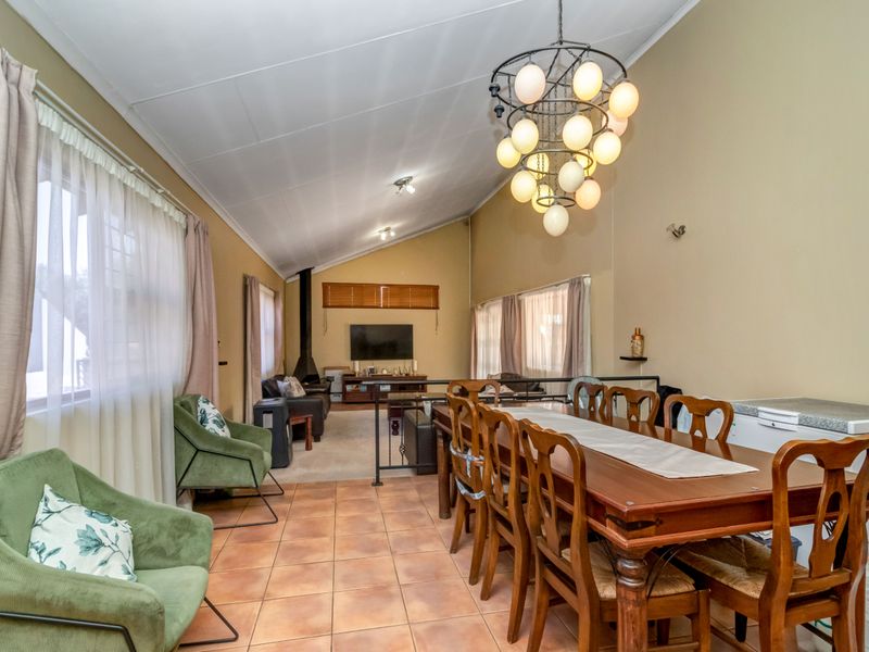 3 Bedroom House for Sale in North Riding - Photo 5