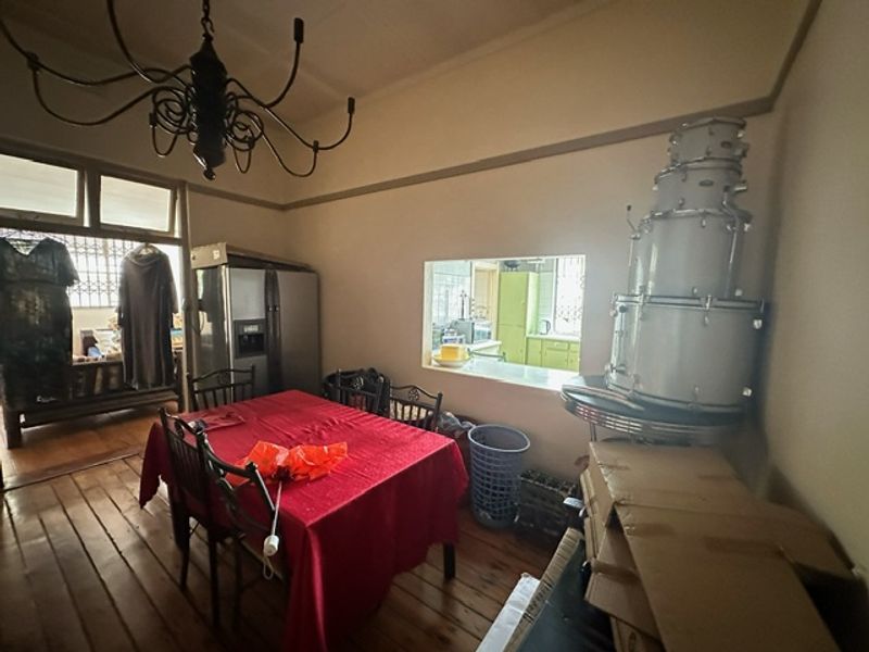 4-Bedroom Family Home near Louis Botha — Spacious, Versatile & Income Potential - Photo 9