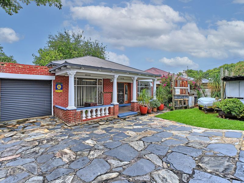 Freehold For Sale In Johannesburg - Photo 2