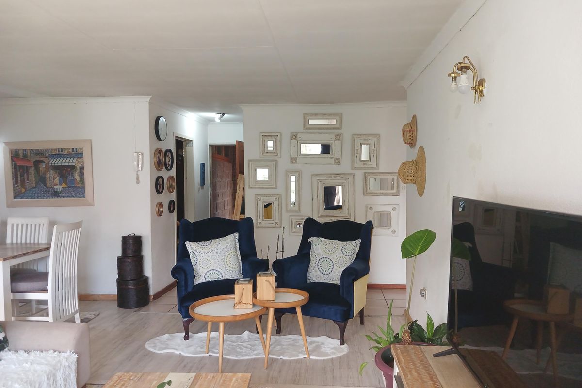 Looking For Comfort, Security & Peace Of Mind-Look No Further Westgate Mews Is The One with 12 Units - Photo 5