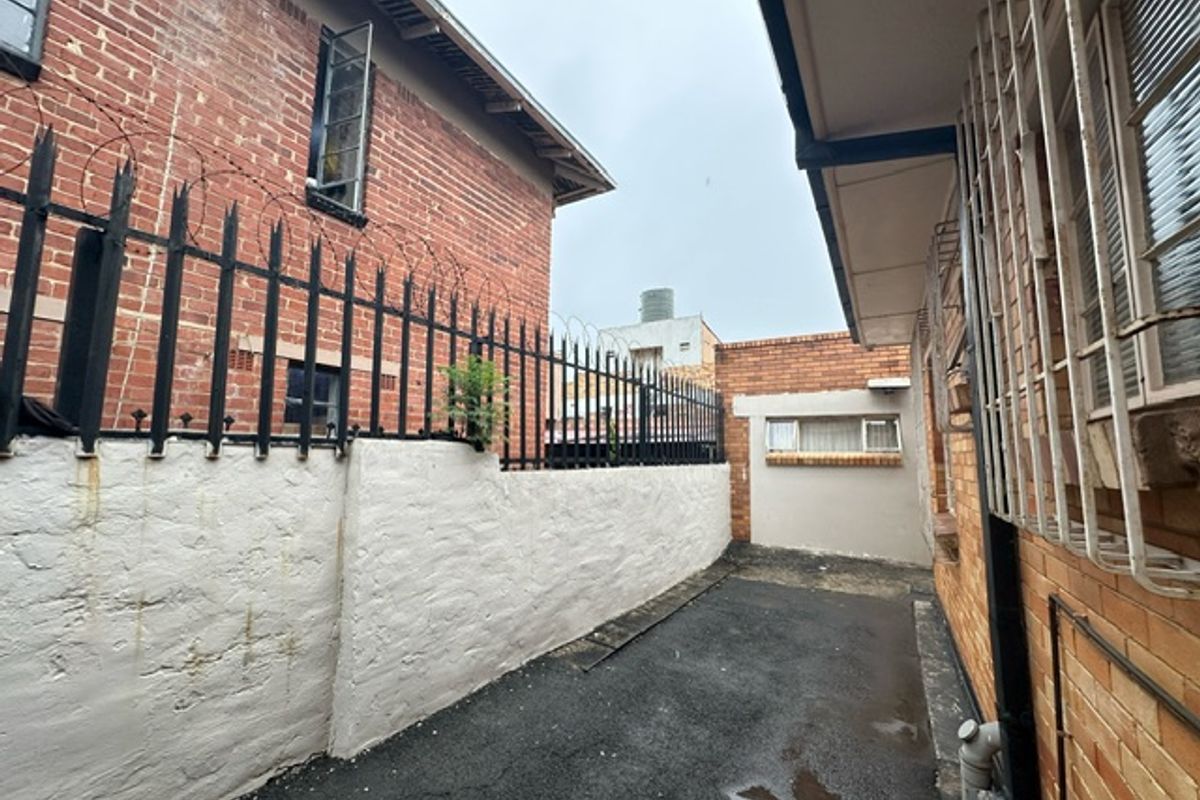 Spacious Investment Property for Sale - Photo 4