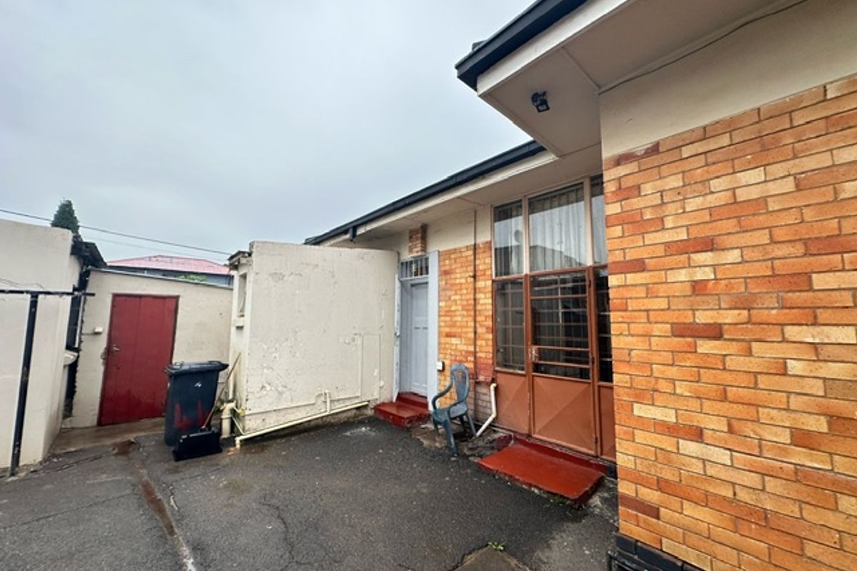 Spacious Investment Property for Sale - Photo 2