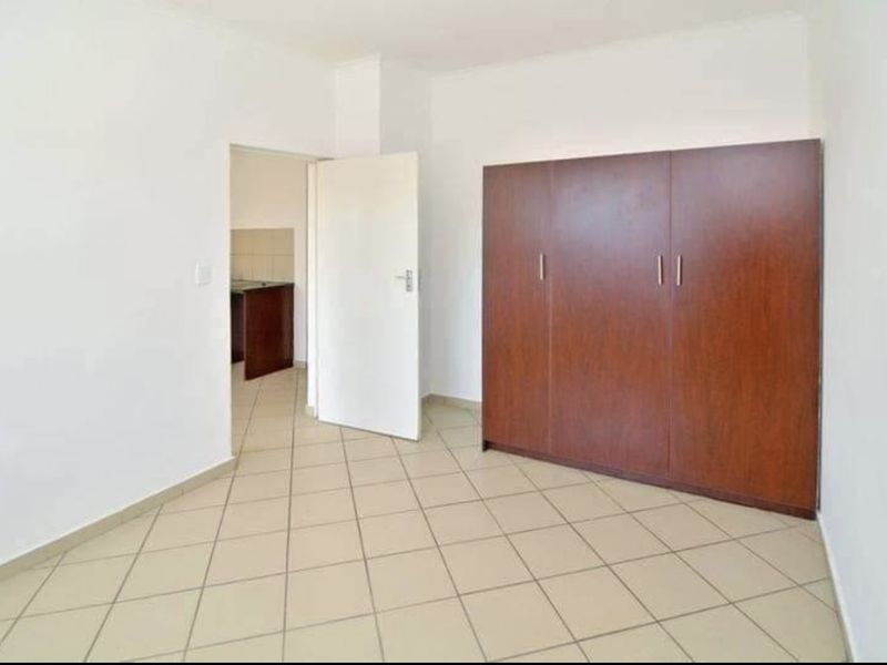 Linden lane - Deposit required - Photo 7