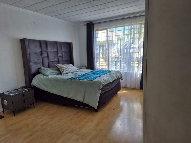 Expansive 3-Bedroom Apartment for Rent in a Prime Morningside Complex - Photo 9