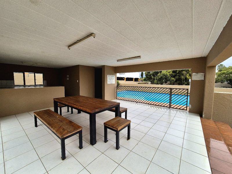 Expansive 3-Bedroom Apartment for Rent in a Prime Morningside Complex - Photo 7