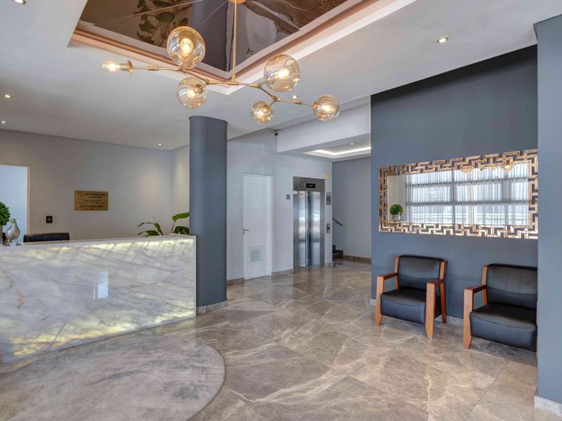 Urban Vibe at The Paramount!! - Photo 10