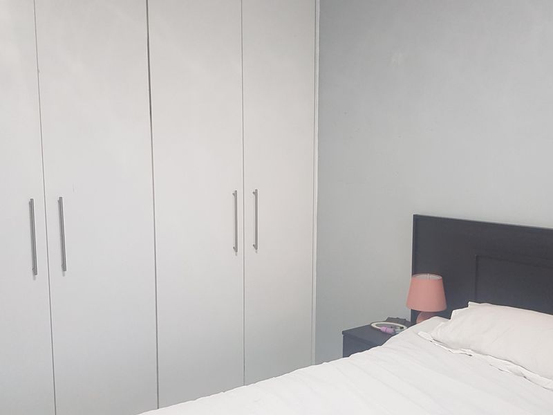 Stunning 3- Bedroom House For Sale In Cosmo Ext 5 - Perfect For Family Living And Comfort. - Photo 10