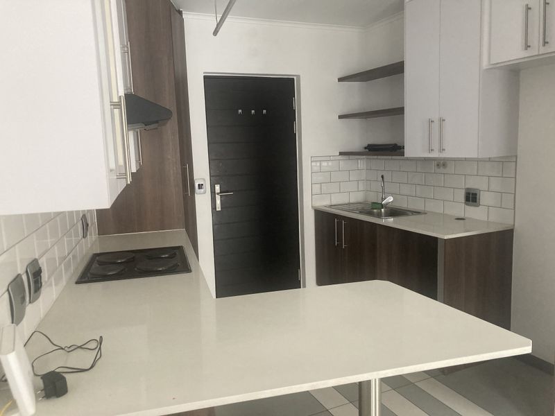 Modern Bachelor Unit — Prime Student Investment - Photo 8