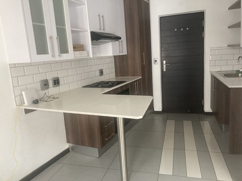 Modern Bachelor Unit — Prime Student Investment - Photo 7