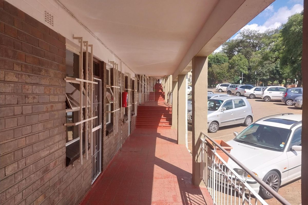 1 Bedroom For Sale In Albertville - Photo 4