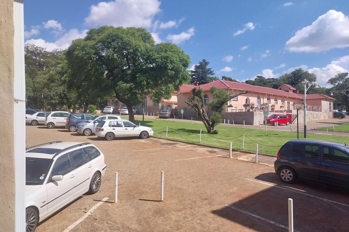 1 Bedroom For Sale In Albertville - Photo 3