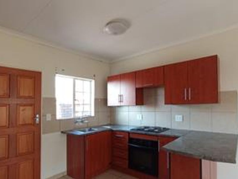 Sectional Title For Sale In Akasia - Photo 4