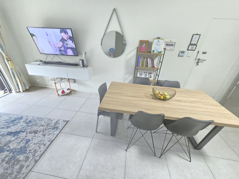 EXQUISITE  RESIDENCE - Photo 9