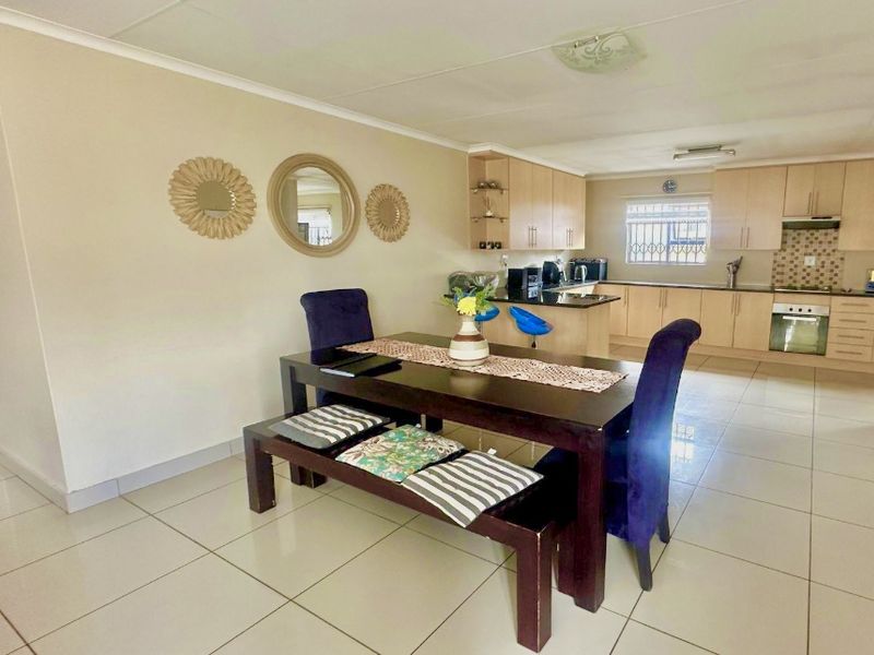 Neat and spacious - Photo 3