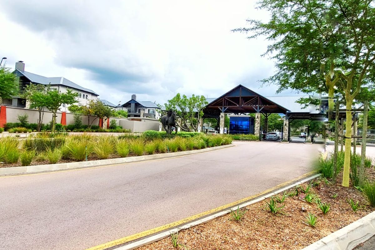 Exquisite 3-Bedroom First Floor Apartment at Polofields Lifestyle Estate - Photo 5