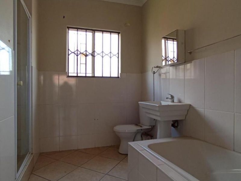 Fixer- Upper In a Gated Community- Are You Ready To Bring Your Dream Home To Life!! - Photo 7