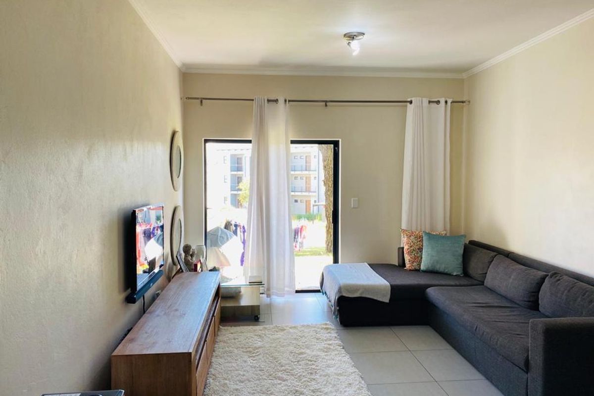 2 Bed 2 Bath Ground Floor Unit In Jackal Creek - Photo 3